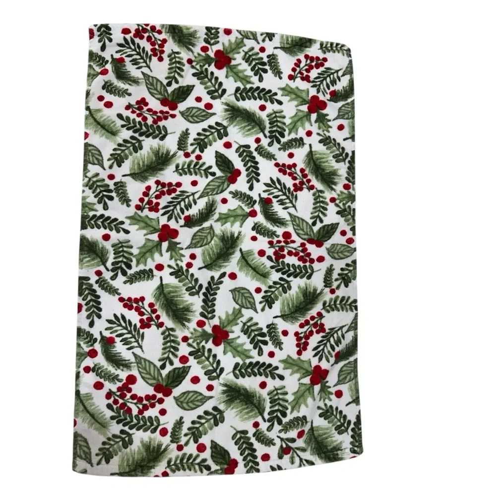 Deborah Connolly Designs Christmas Holly Leaves & Berries Bath Hand Towels 2pcs